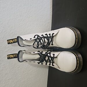 Womens size 8 Doc Martins